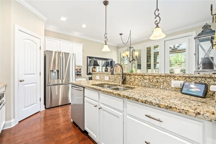 2221 Red Tail Lane, Auburn, Alabama 36879