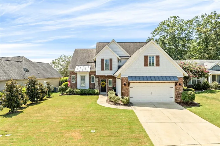 2221 Red Tail Lane, Auburn, Alabama 36879