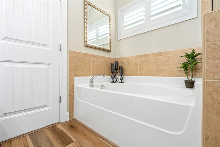 2221 Red Tail Lane, Auburn, Alabama 36879