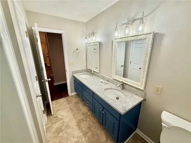 2002 N 2nd Court, Lanett, Alabama 36863