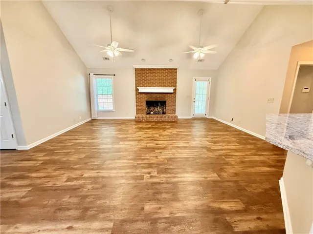 2002 N 2nd Court, Lanett, Alabama 36863