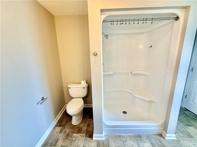2002 N 2nd Court, Lanett, Alabama 36863