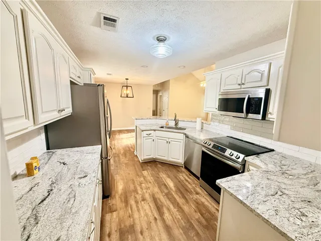 2002 N 2nd Court, Lanett, Alabama 36863