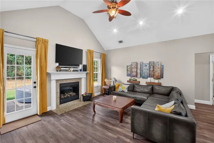 441 Stanfield Drive, Auburn, Alabama 36832