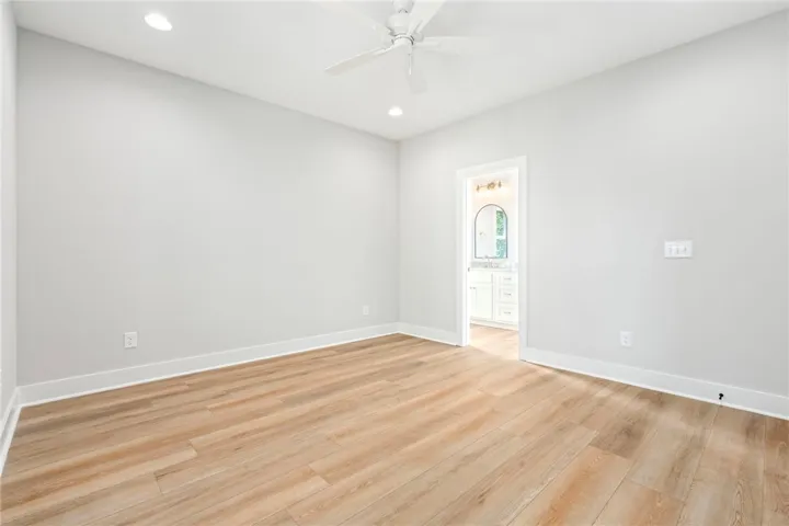 902 Lakeshore Avenue, Opelika, Alabama 36801