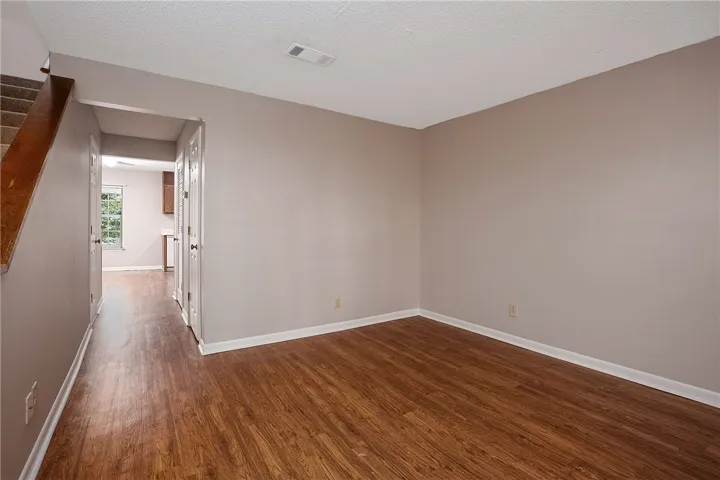 148 E University Drive B206, Auburn, Alabama 36832