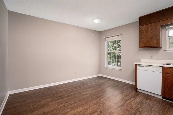 148 E University Drive B206, Auburn, Alabama 36832