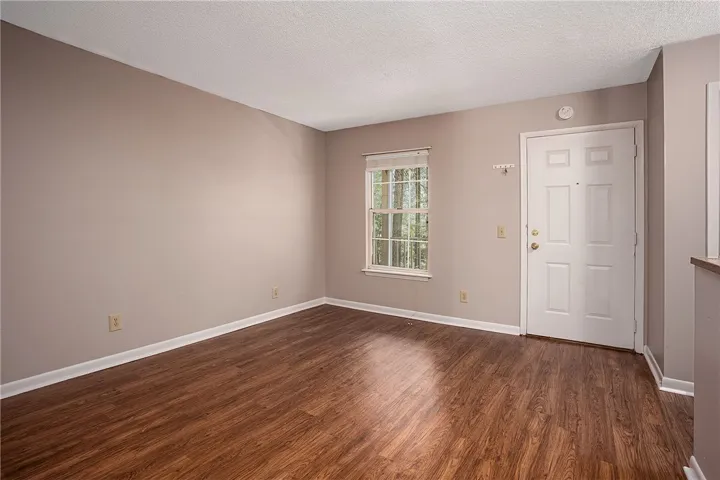 148 E University Drive B206, Auburn, Alabama 36832