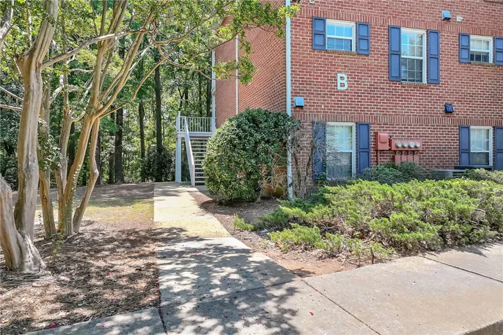 148 E University Drive B206, Auburn, Alabama 36832