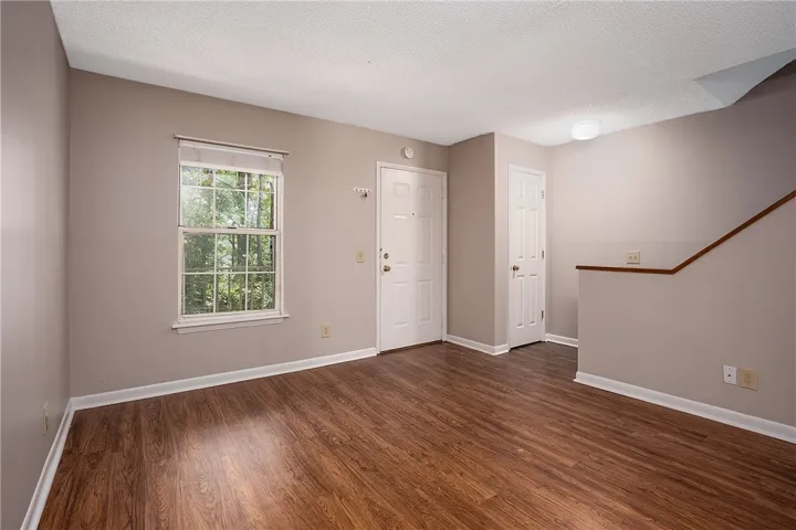 148 E University Drive B206, Auburn, Alabama 36832