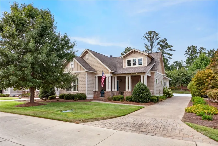 3318 Double Eagle Lane, Opelika, Alabama 36801