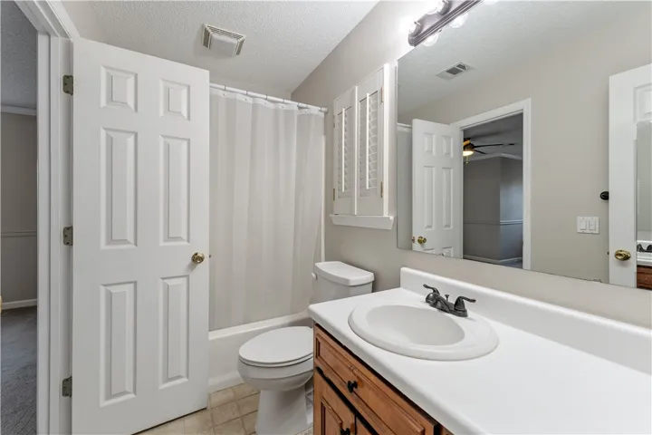 201 Ridgewood Court, Auburn, Alabama 36830
