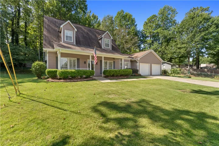 201 Ridgewood Court, Auburn, Alabama 36830
