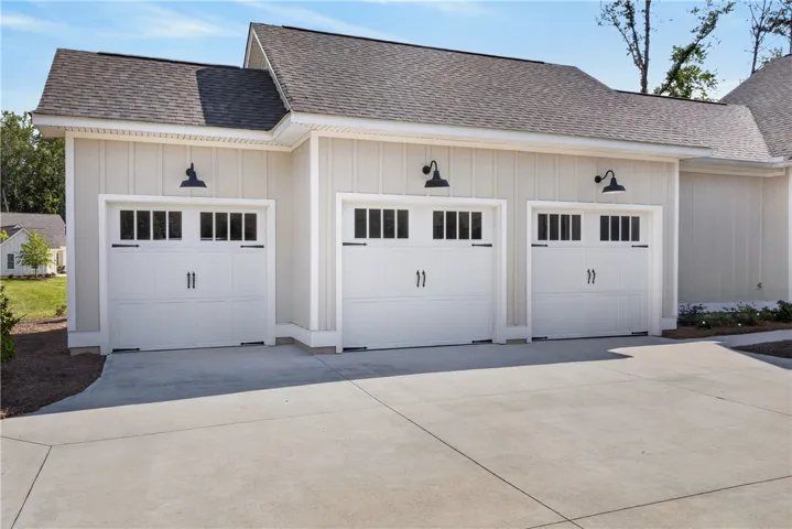 3006 National Village Parkway, Opelika, Alabama 36801