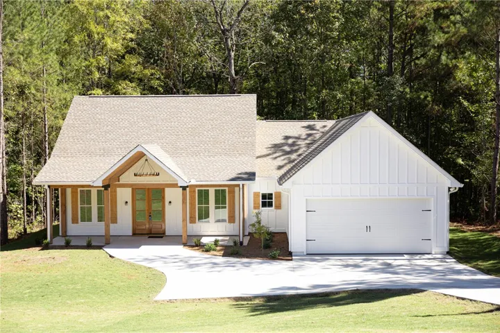 6491 13th Court Sw, Lanett, Alabama 36863