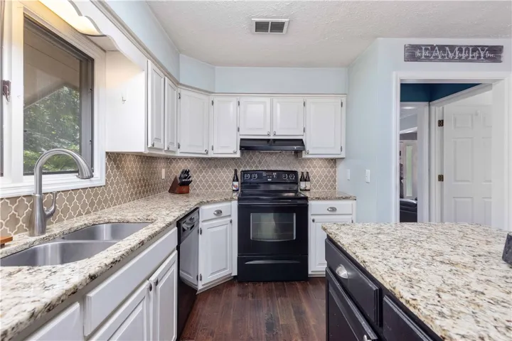 1011 Mountain Hill Road, Fortson, Alabama 31808