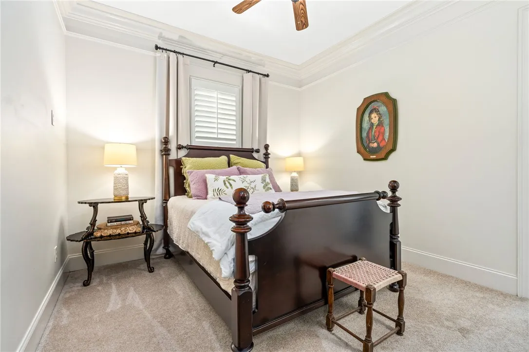 Main floor guest bedroom with en-suite bathroom.