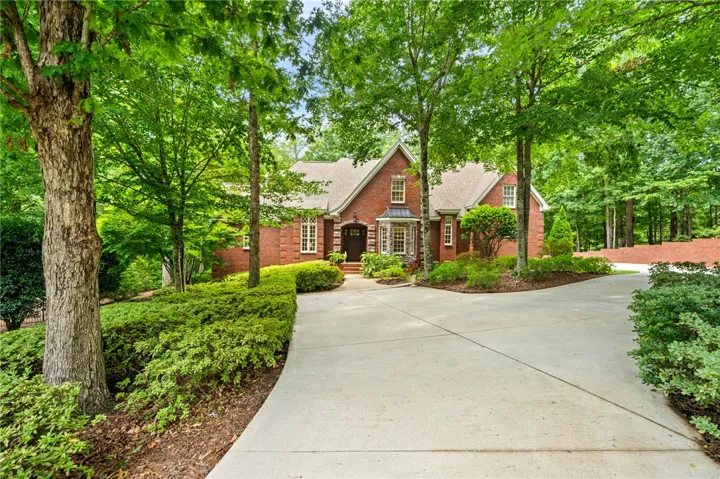 475 Nottingham Drive, Auburn, Alabama 36830