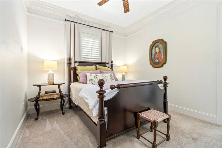 Main floor guest bedroom with en-suite bathroom.
