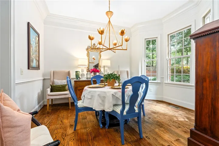 Sunlit dining space to the right of the foyer.
