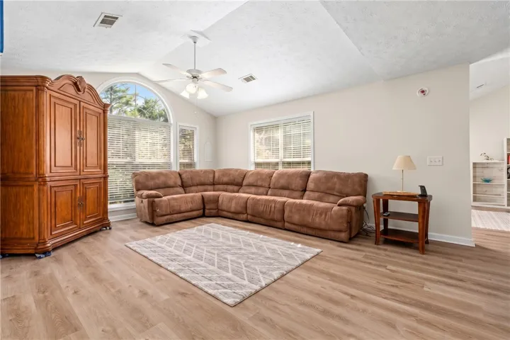 2481 Buckhead Road, Auburn, Alabama 36832