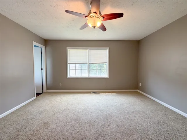 1128 Chinook Street, Auburn, Alabama 36830