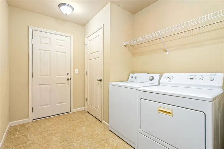 2237 Turnbury Lane, Auburn, Alabama 36830