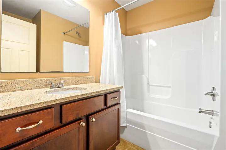 2237 Turnbury Lane, Auburn, Alabama 36830