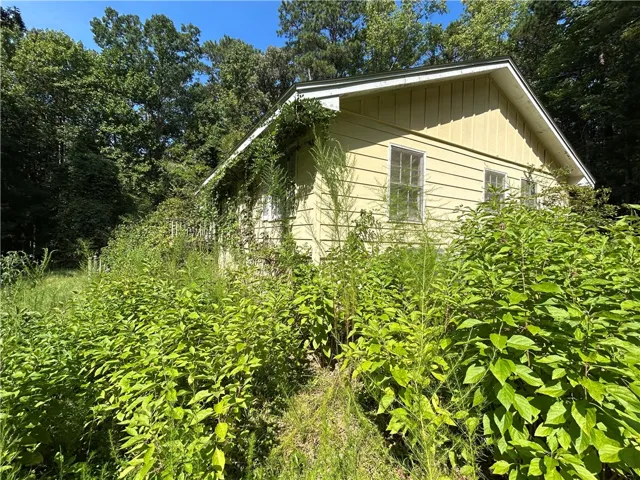 80 Bent Hickory Lane, Dadeville, Alabama 36853