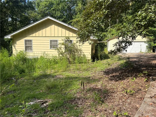 80 Bent Hickory Lane, Dadeville, Alabama 36853