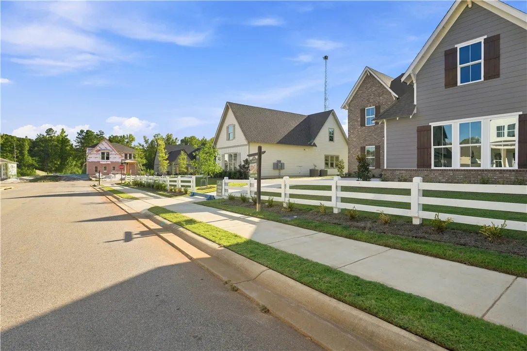 Auburn Farms Community Photos - Entrance