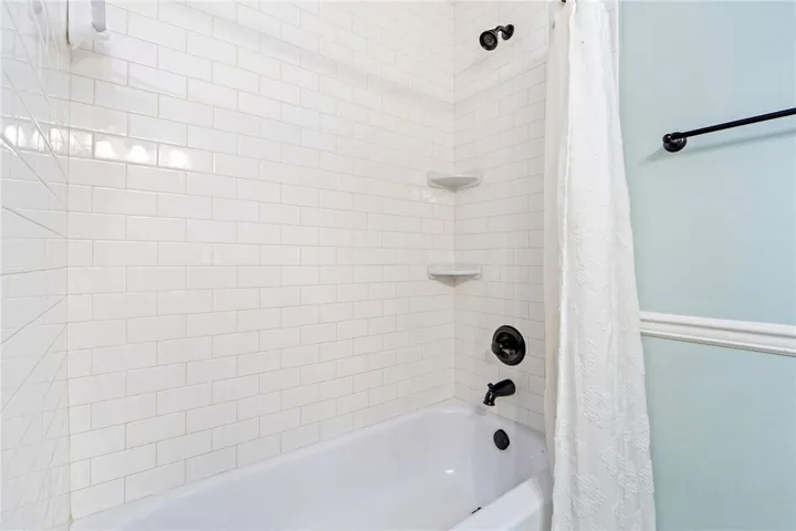 824 Heard Avenue, Auburn, Alabama 36830