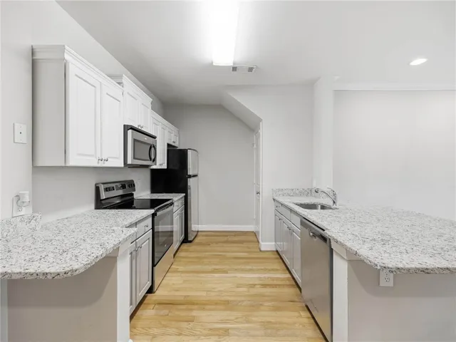 1957 Wire Road, Auburn, Alabama 36832