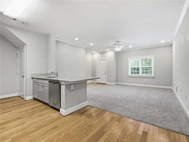 1957 Wire Road, Auburn, Alabama 36832