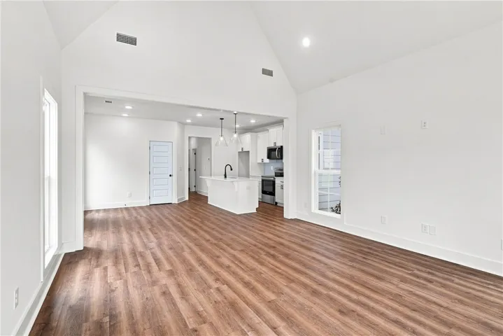 3220 Bradley Lane, Auburn, Alabama 36830