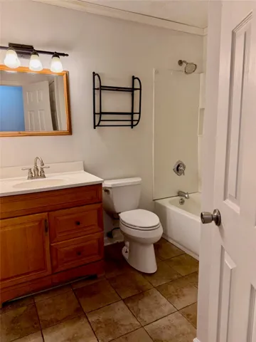710 Farish Street, Opelika, Alabama 36801