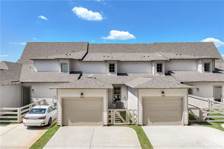 3176 Bottle Way, Auburn, Alabama 36830