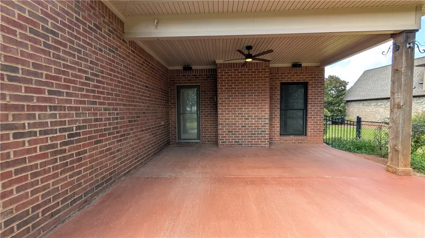 2172 N Donahue Drive, Auburn, Alabama 36830