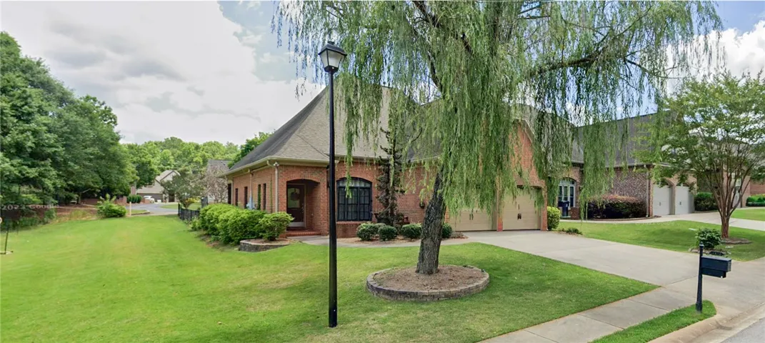 2172 N Donahue Drive, Auburn, Alabama 36830