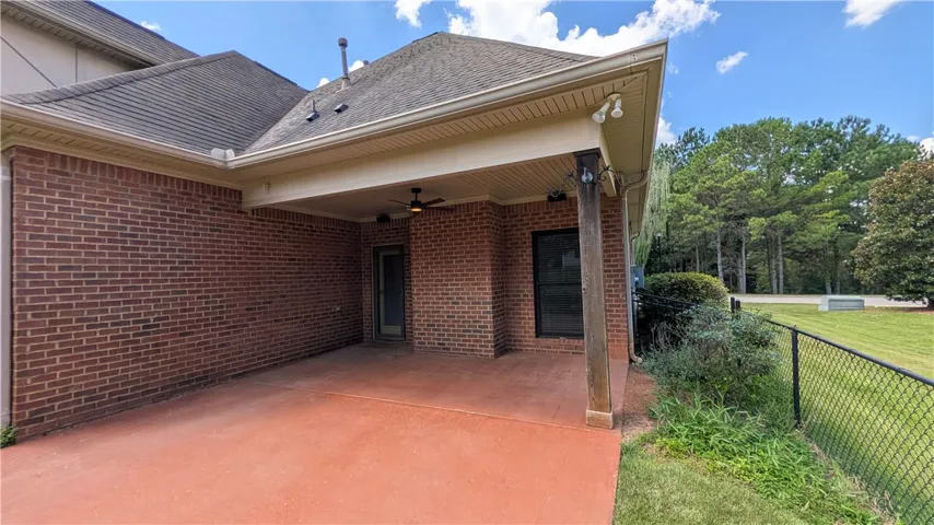2172 N Donahue Drive, Auburn, Alabama 36830