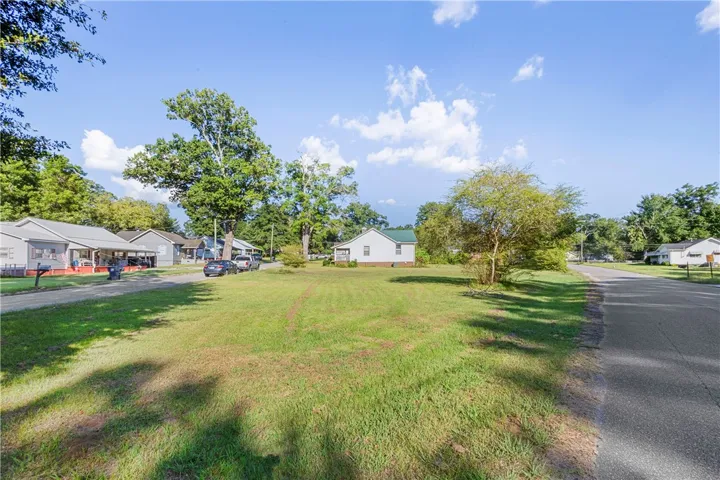 2408 37th Street, Valley, Alabama 36854