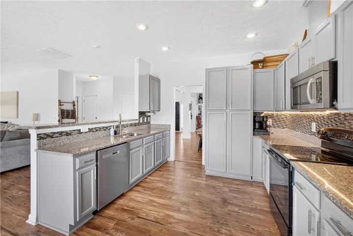 26 Trafford Trail, Phenix City, Alabama 36870