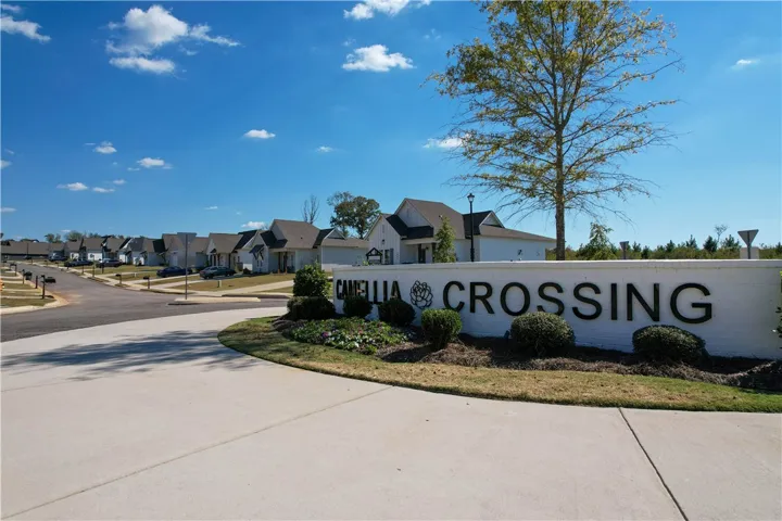 Picture of Camellia Crossing Community in Valley, Alabama.
