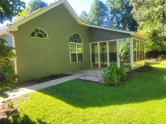2415 Lismore Drive, Valley, Alabama 36854