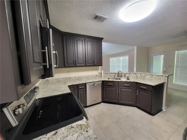 2415 Lismore Drive, Valley, Alabama 36854