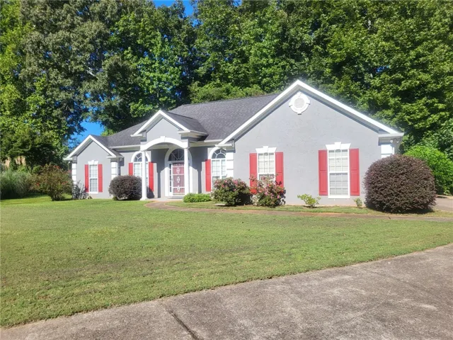 2415 Lismore Drive, Valley, Alabama 36854
