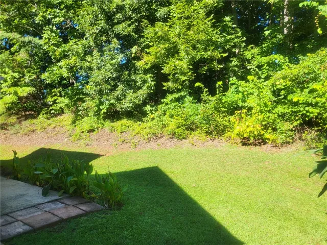 2415 Lismore Drive, Valley, Alabama 36854