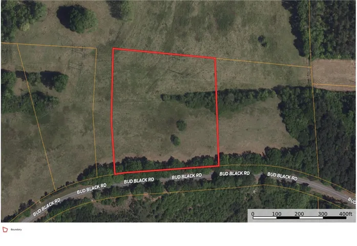 Aerial map outlines the boundaries of this expansive rural property along Bud Black Road.