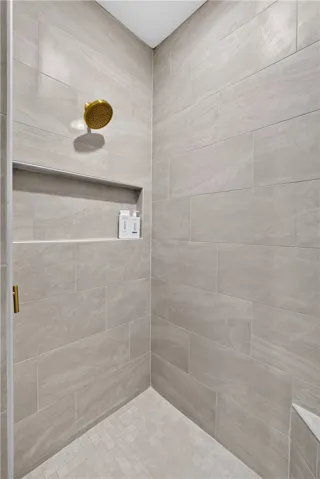 1027 E Glenn Avenue 701, Auburn, Alabama 36830