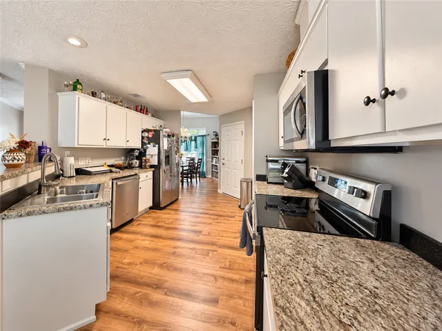 62 Lincolnshire Lane, Phenix City, Alabama 36870